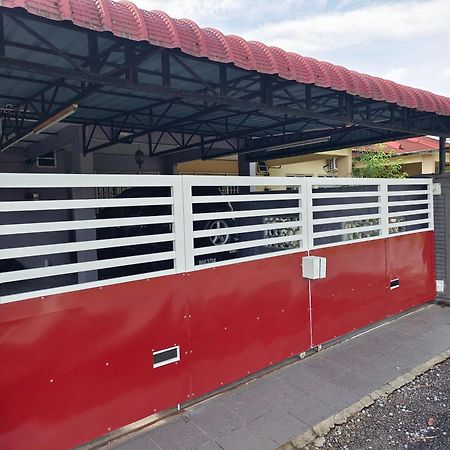 Bunga Homestay Kelantan บาชอค ภายนอก รูปภาพ